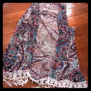 Red Camel Women’s Multicolor Paisley Crochet Trim Vest